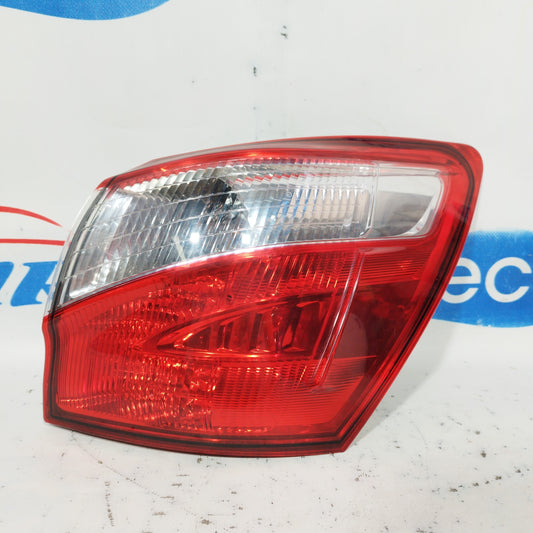 Nissan Qashqai 2013 ecoAC6228 Rechte Außenrückleuchte