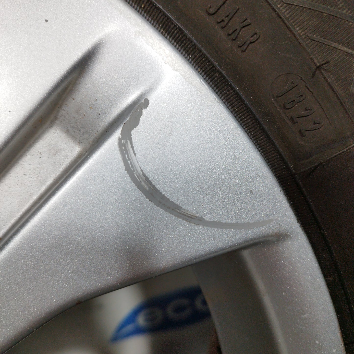 R17-Leichtmetallfelgen komplett mit Renault X-Mod 2011 ecoAC6248-Reifen