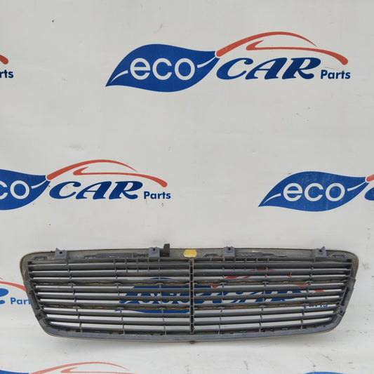 Mascherina anteriore Mercedes Classe C W203 2000-2004 cod: A2038800483 ecoAG3800