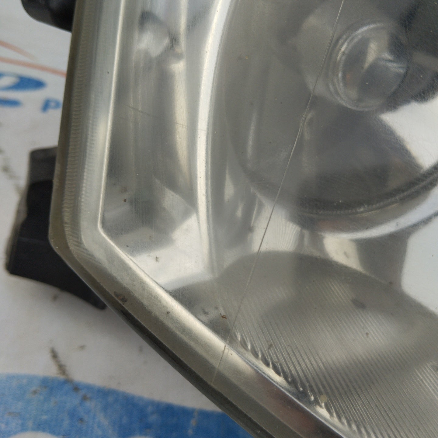 Right headlight Xenon Nissan Qashqai 2009 ecoAG3802