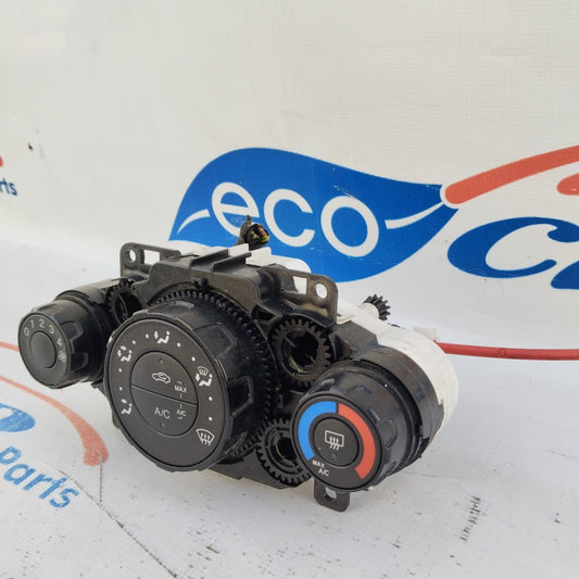 Klimabedienteil Ford Fiesta 2010 Code 8a6118549 ecoAG3823