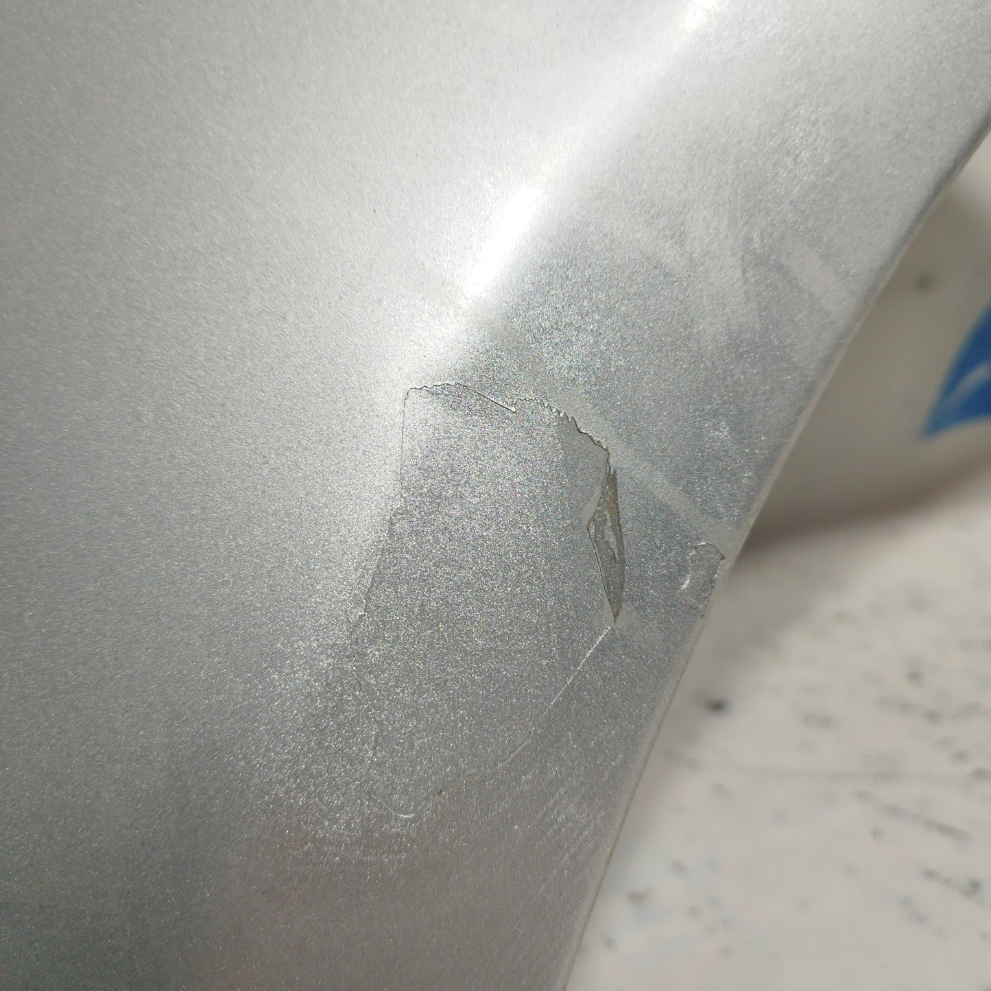 Silver gray left front fender Toyota Yaris 2014 ecoAC6571