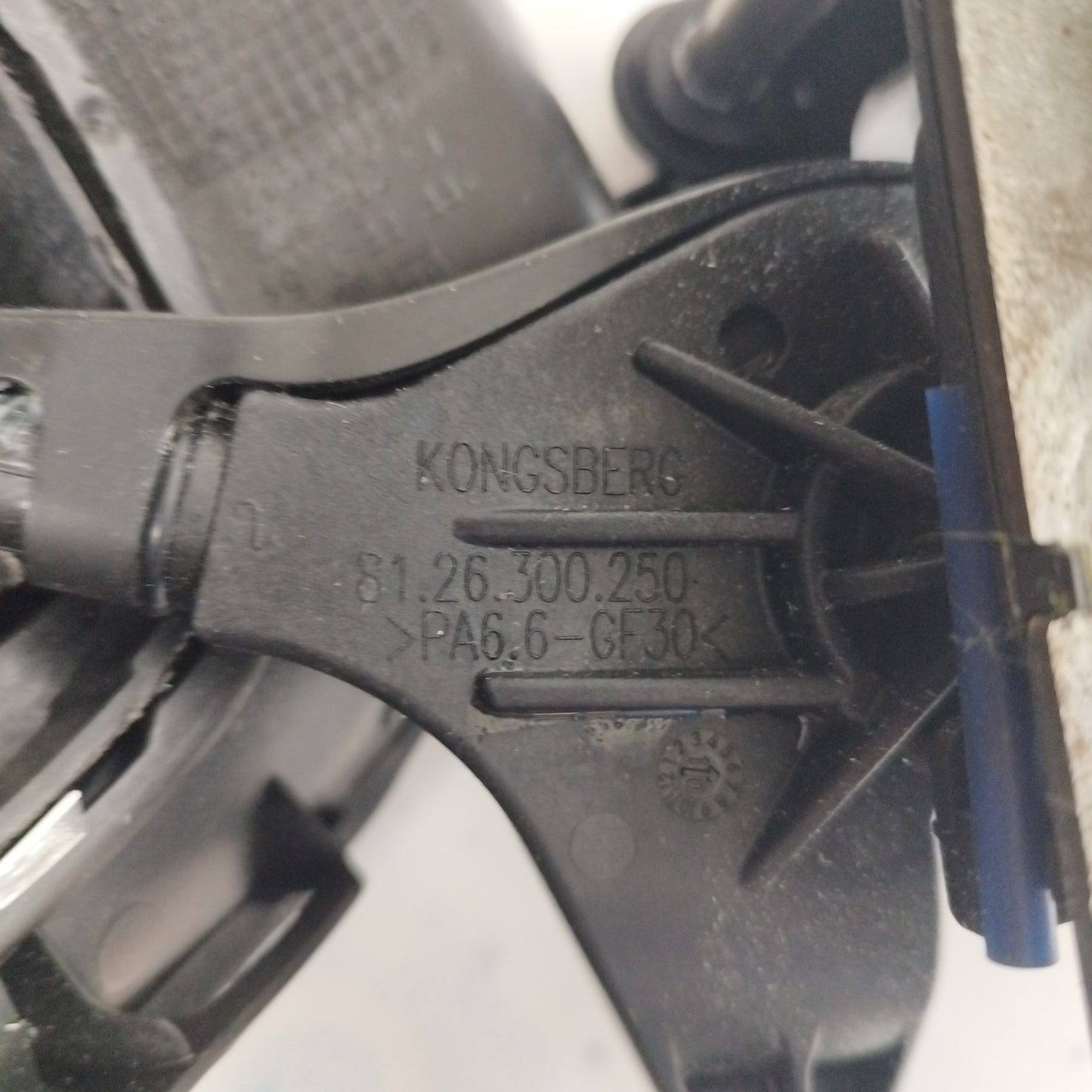 Gear lever Opel Meriva 1.3 MTJ 2011 code: 8126300250 ecoAC6602