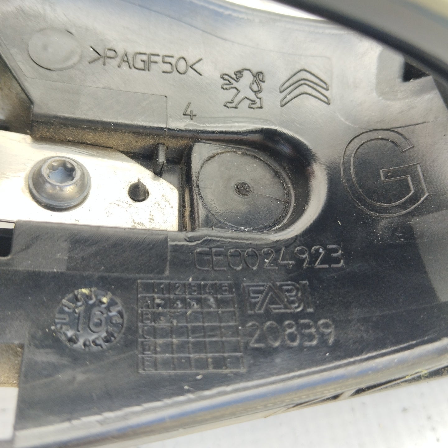 Black front left external handle Peugeot 308 2014 code: ge0024923 ecoAG4057