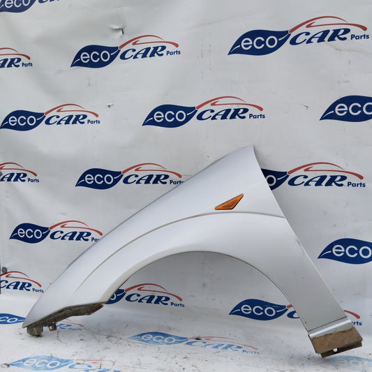 Left fender silver gray Ford Focus 2001 ecoAG4131