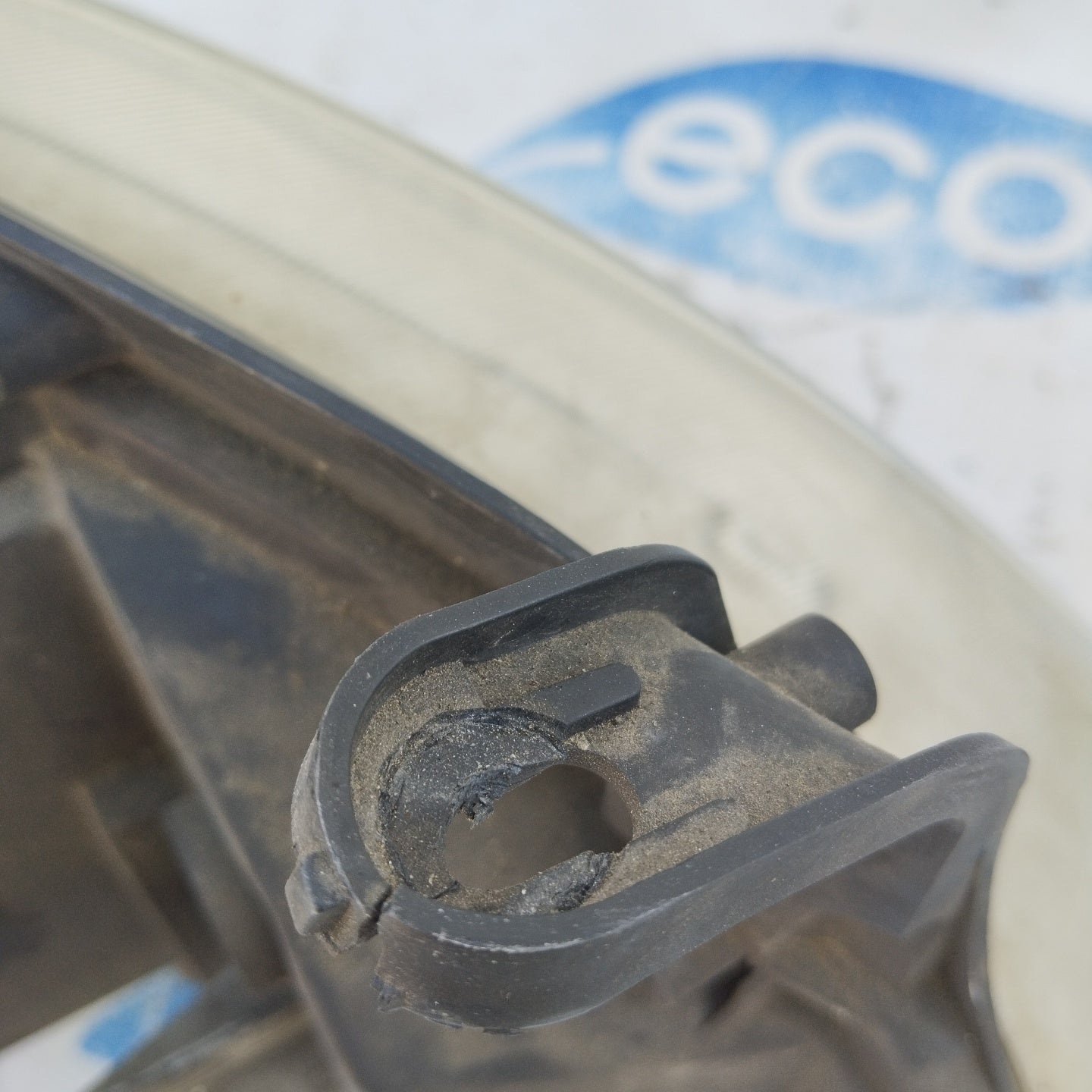 Fanale anteriore sx Opel Corsa C Restyling modello a tre parabole ecoAG4163