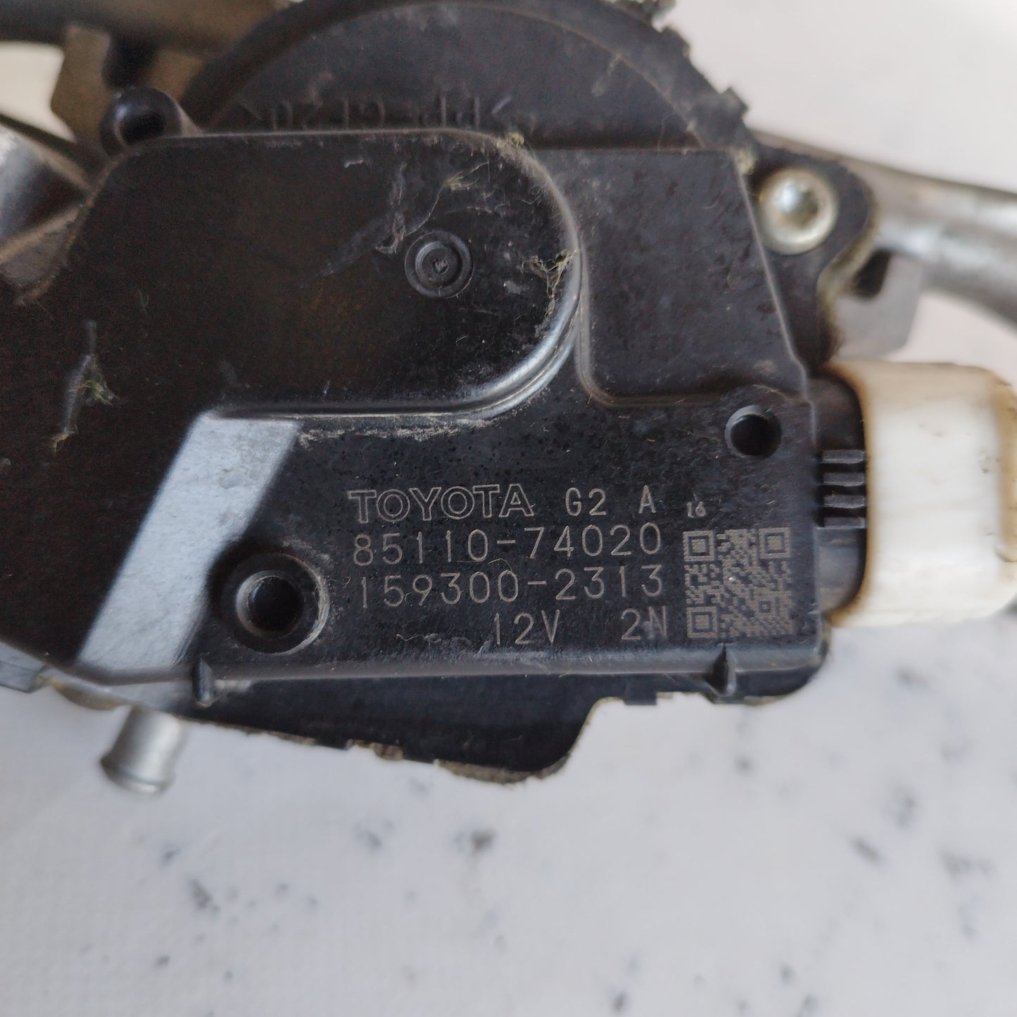Front windshield wiper motor Toyota IQ 2009 Code 85110-74020 ecoAC6789