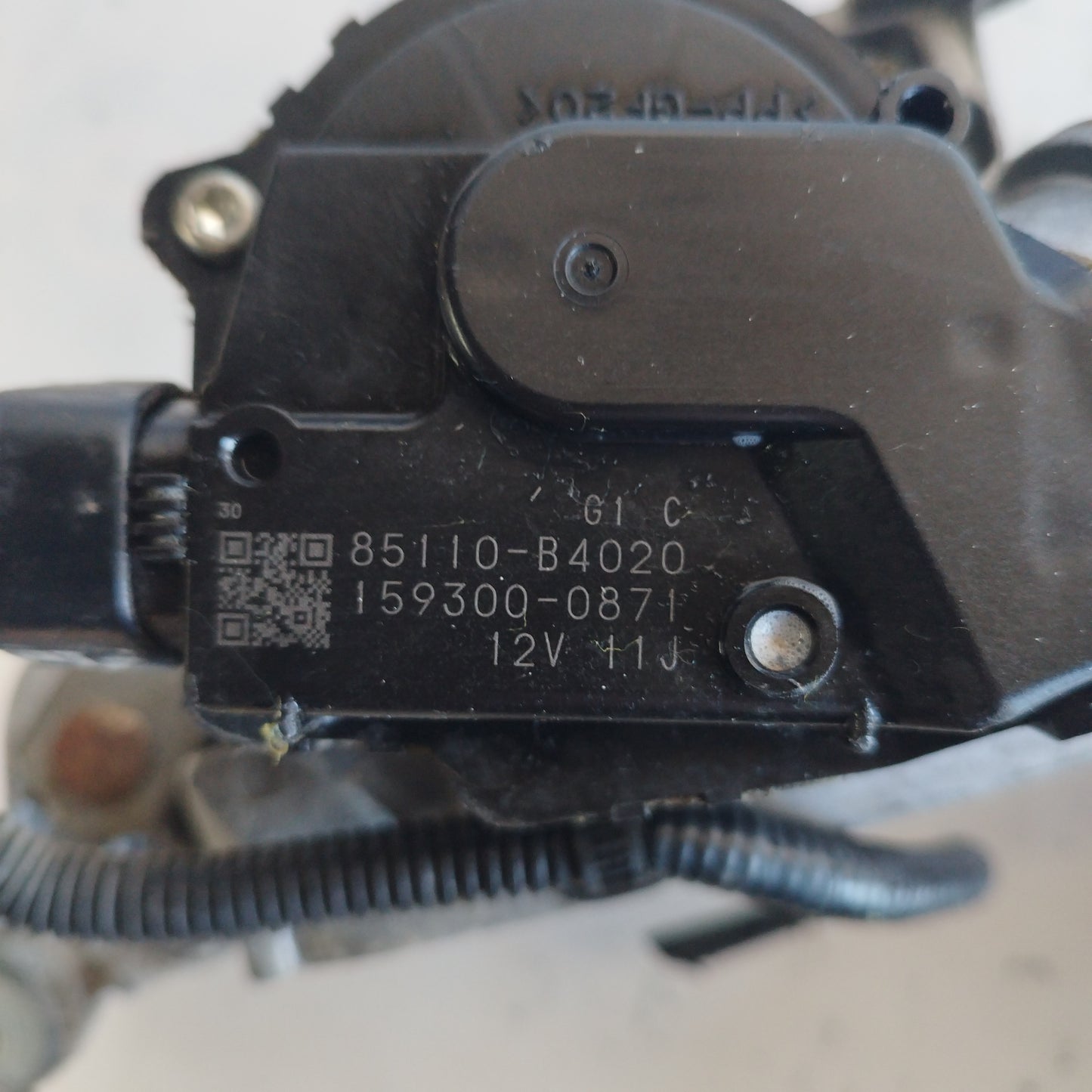 Front windscreen wiper motor Daihatsu Terios 2008 Code: 85110-B4020 ecoAC6794