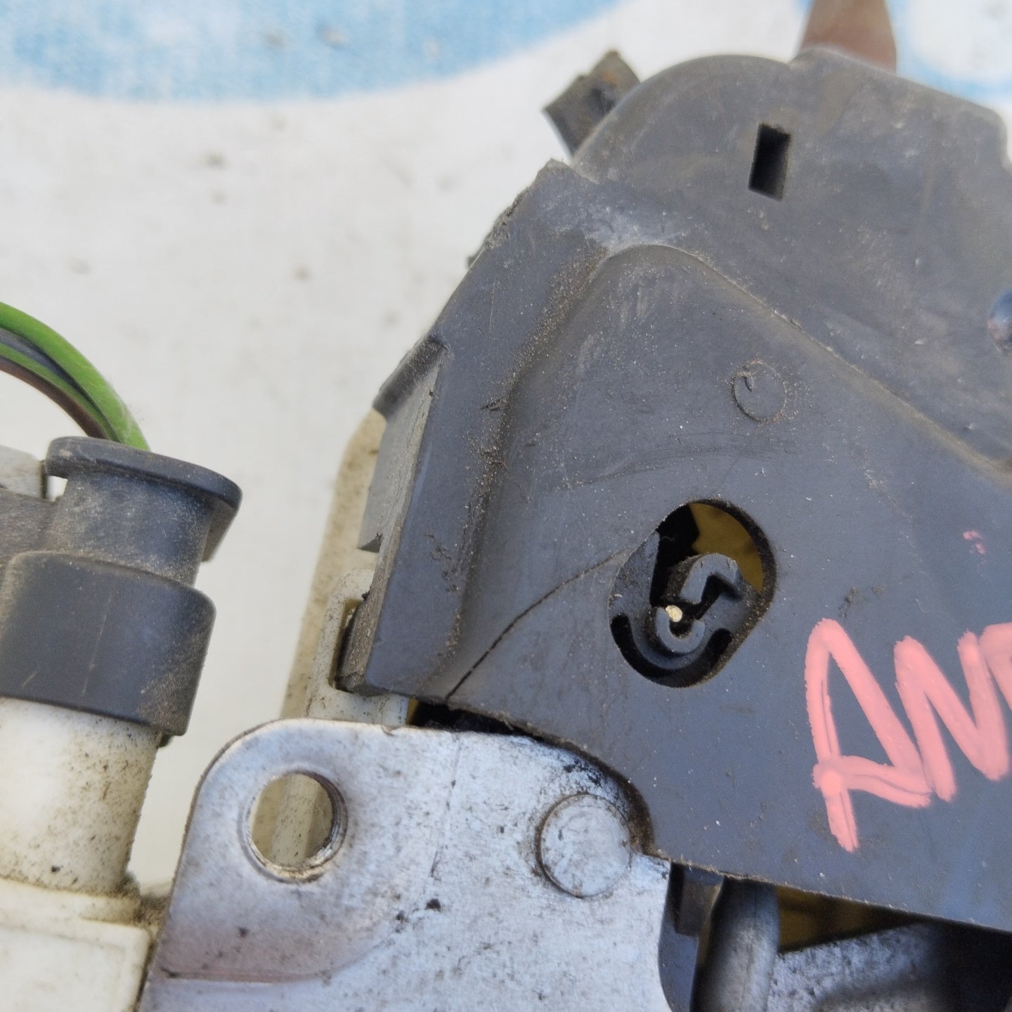 Serratura anteriore sx Mercedes Classe A W176 Cod. a1667200135 ecoAG4193