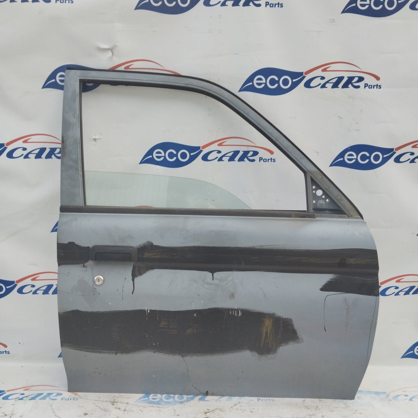 Mitsubishi l200 ecoAG4221 gray right front door