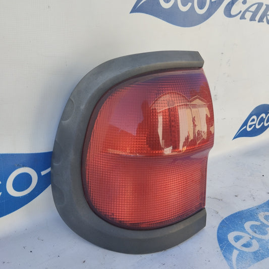 Nissan Terrano II ecoAG4227 Linke Außenrückleuchte