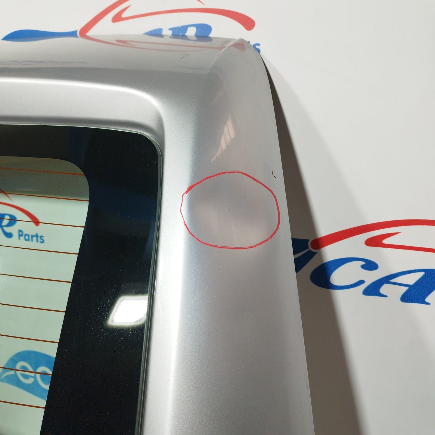 Silver gray tailgate Lancia Musa 2007 ecoAC6929