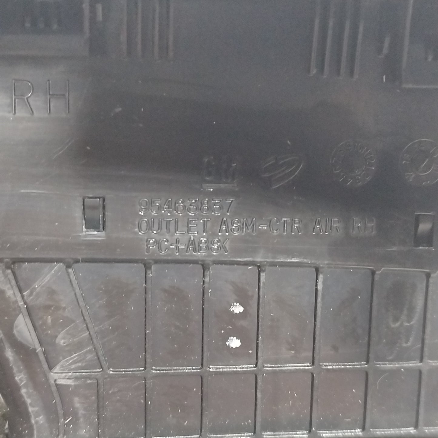 Consolle centrale con bocchette Chevrolet Aveo 2013 codice: 95463837 ecoAC6956