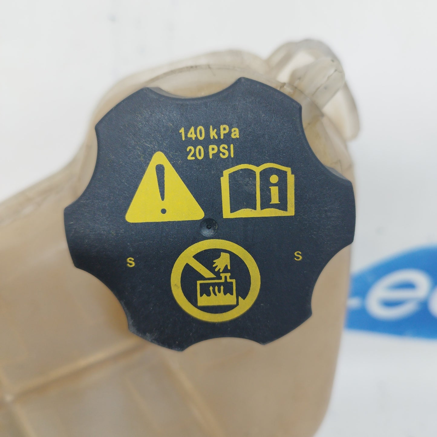 Chevrolet Aveo 2013 ecoAC6959 Ausgleichsbehälter