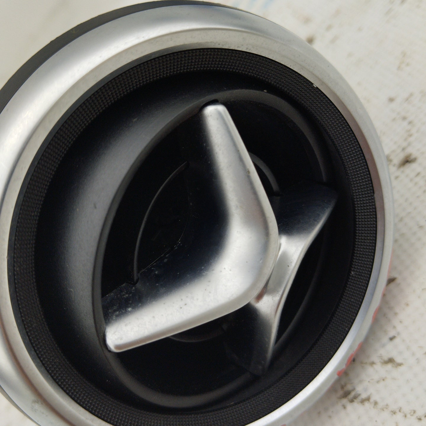 Bocchetta aria centrale sx Mercedes Classe A w176 Cod. a1768300354 ecoAG4075