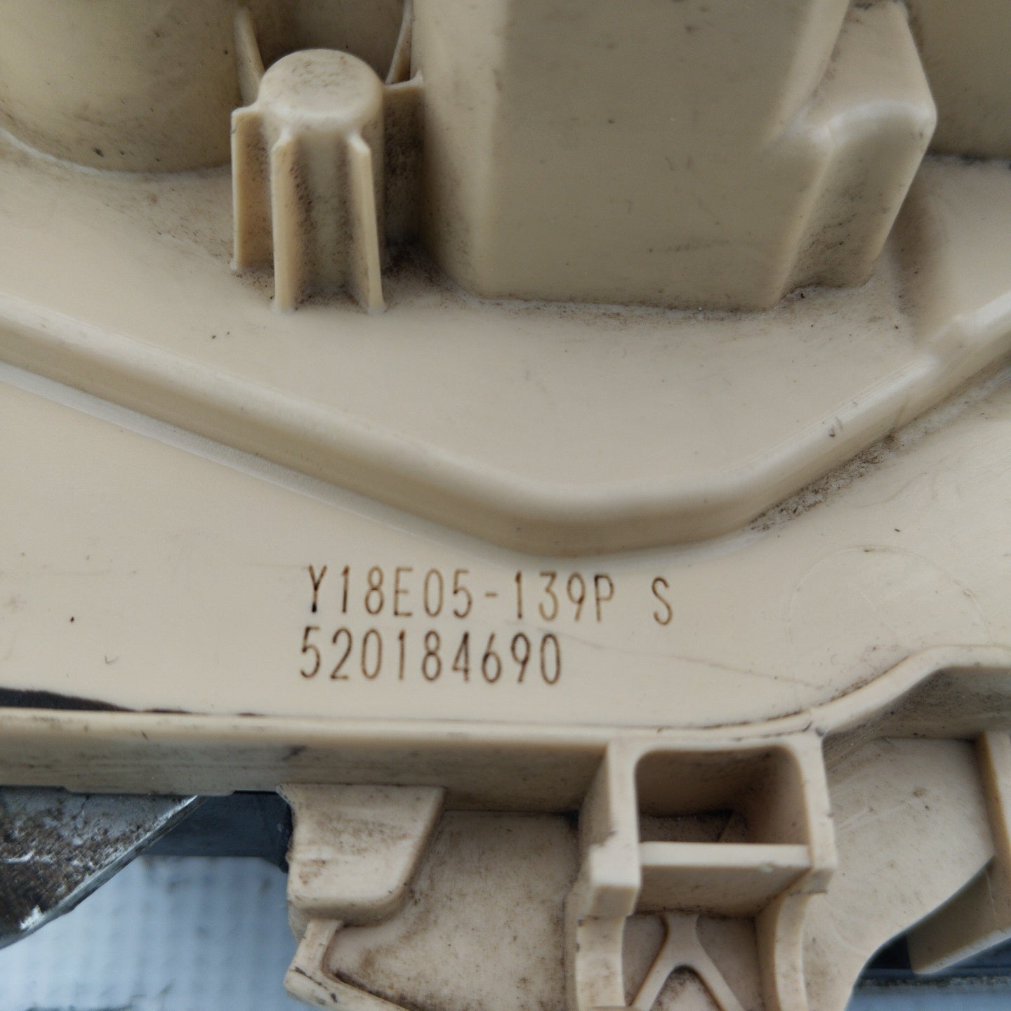 Rear left lock Fiat New Panda 4 PIN Cod. 520184690 ecoAG4333