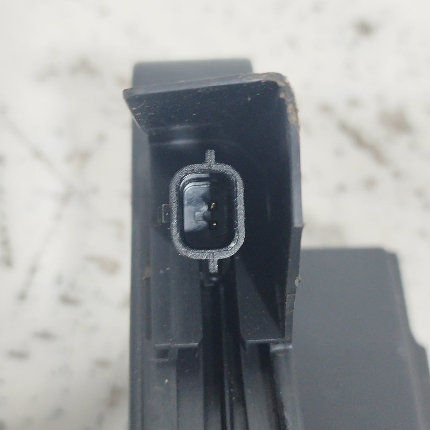 Left front lock Dacia Sandero Stepway 2012 2 Pin ecoAC7071