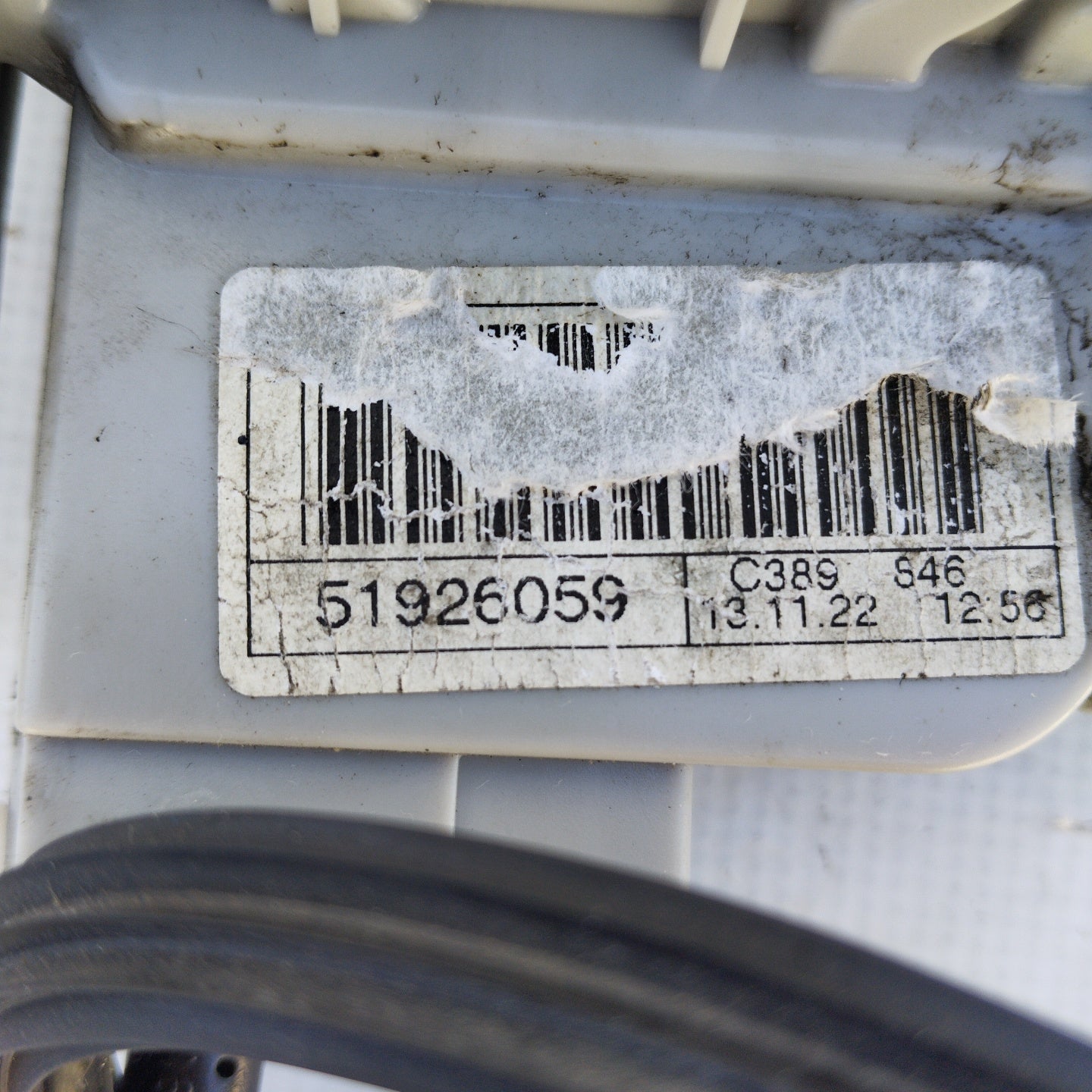 Schloss hinten links Lancia Ypsilon 2013 Teilenummer 51926059 4-polig ecoAG4345