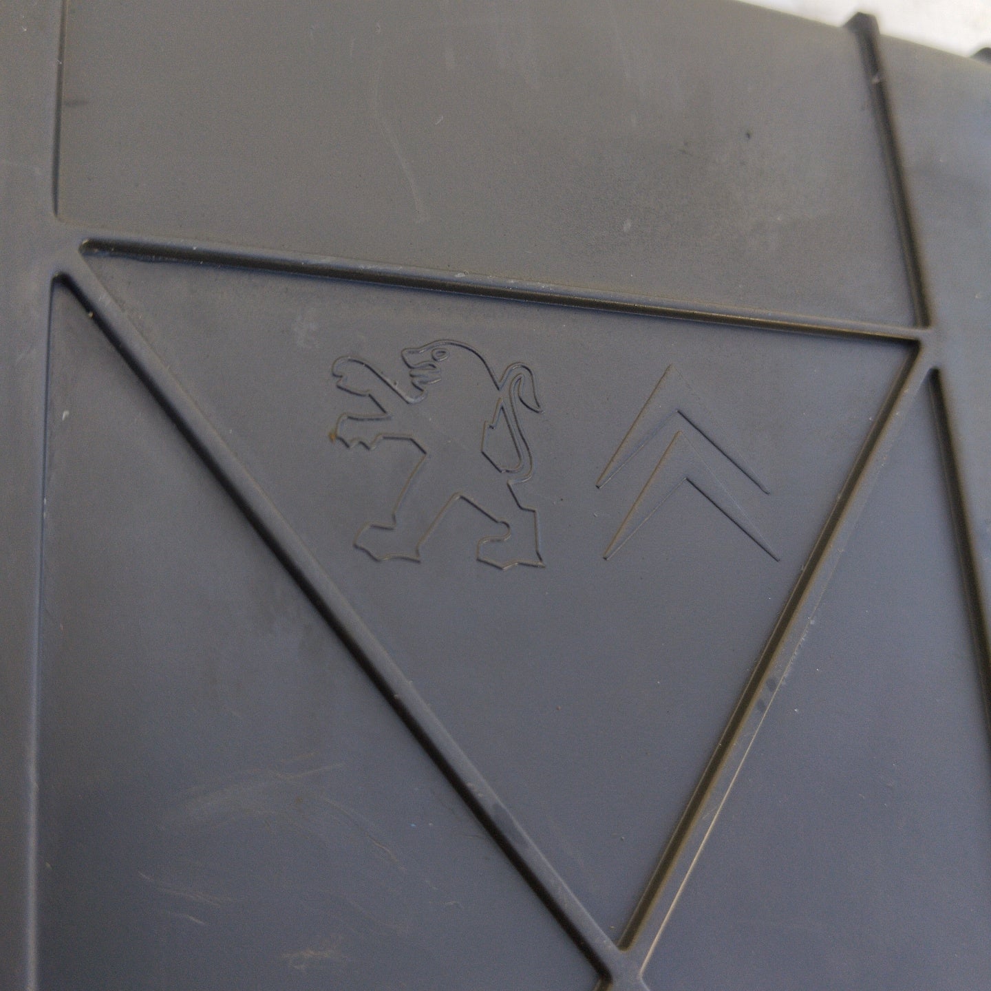 Body computer control unit Citroen C3 Picasso 1.6 D 2008 code: 9666952080 ecoAG4351