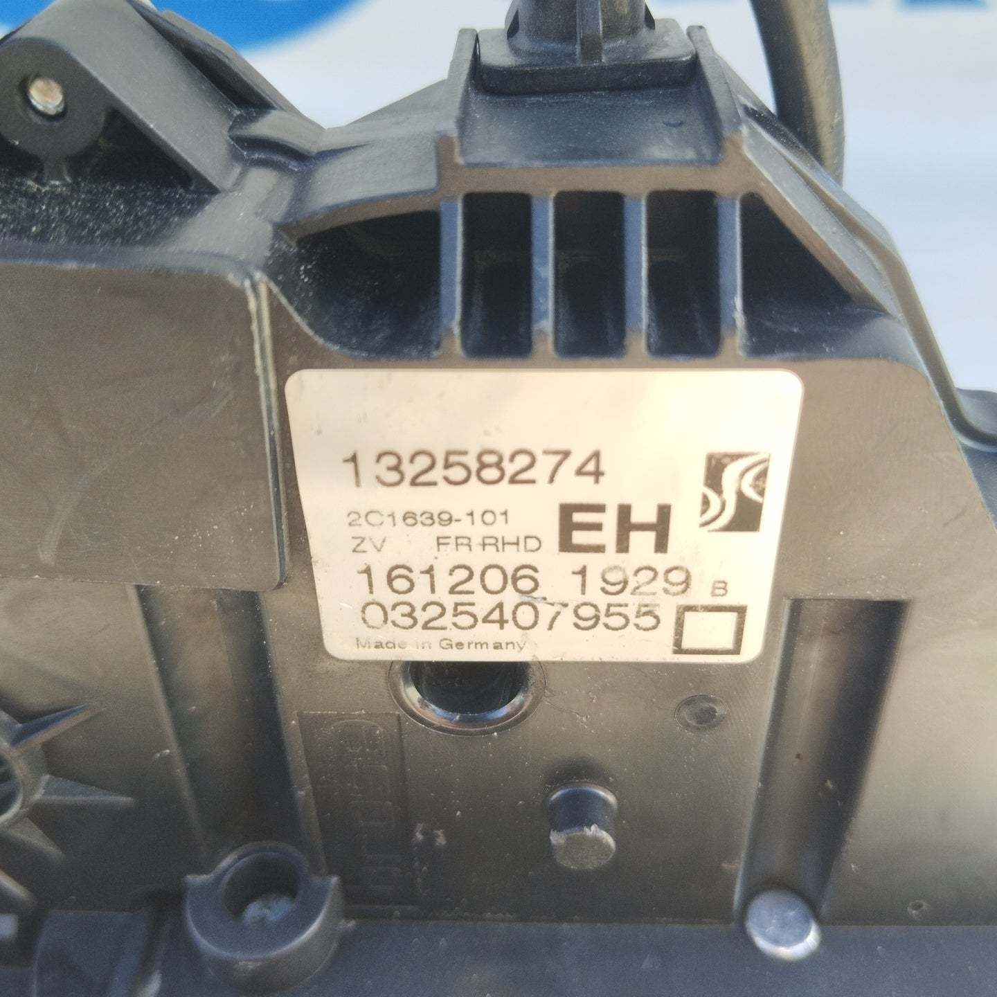 Türschloss vorne rechts Opel Corsa D Code: 13258274 ecoAG4444