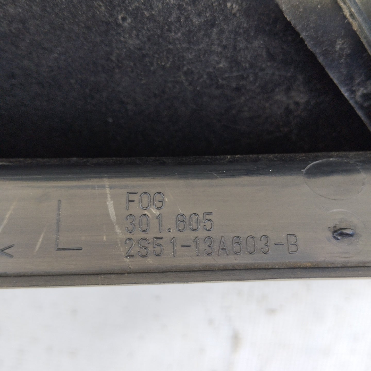 Linke Rückleuchte Ford Fiesta 2004 3-Türer ecoAG4520