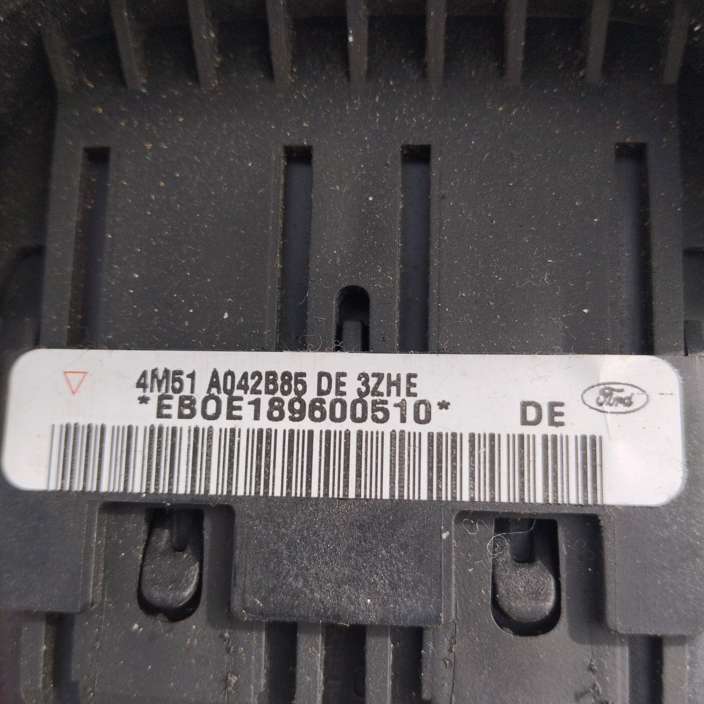 Steering wheel airbag Ford Focus 2007 code: 4m51a042b85 ecoAG4546