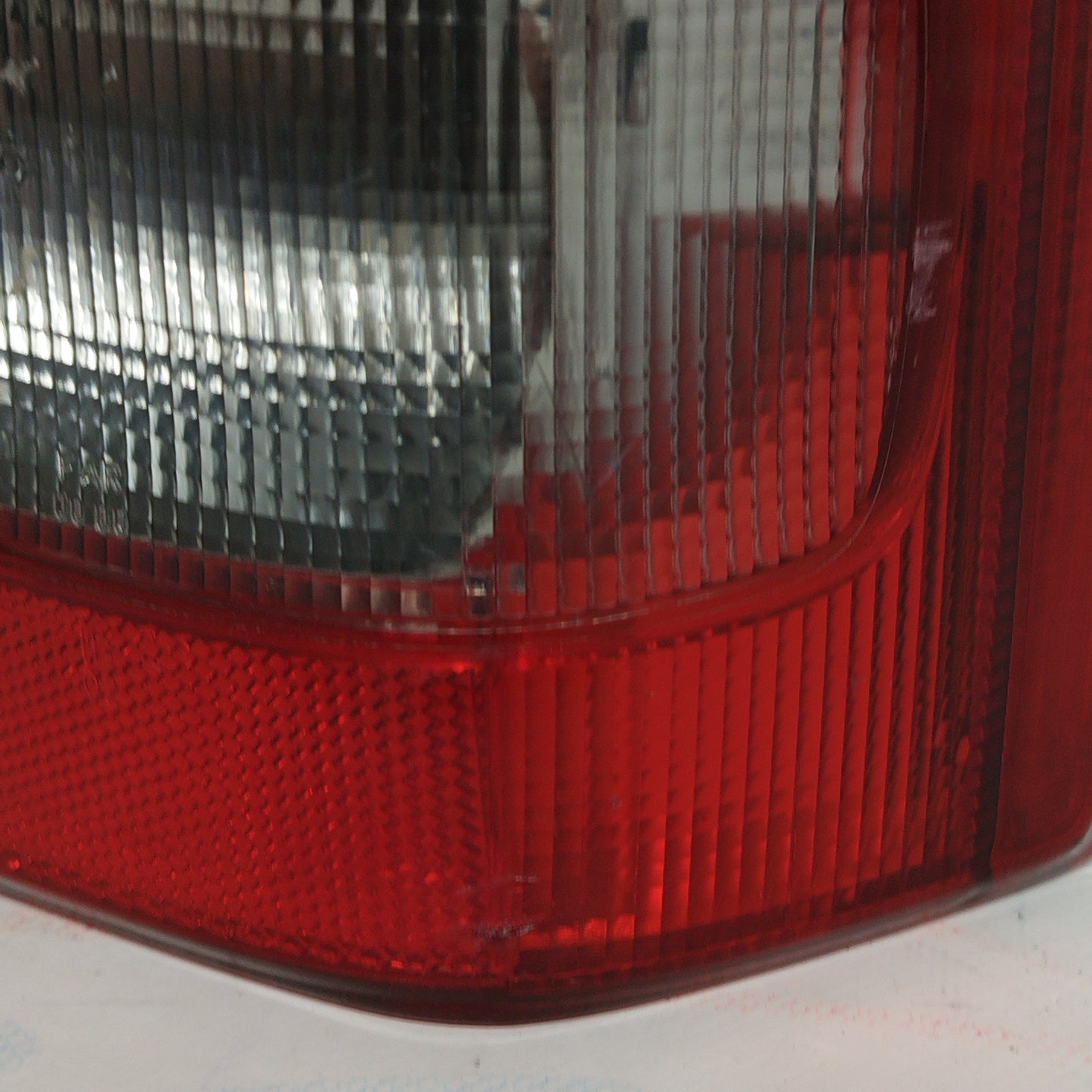 Suzuki Wagon-R 2005 ecoAC7444 rechte Rückleuchte