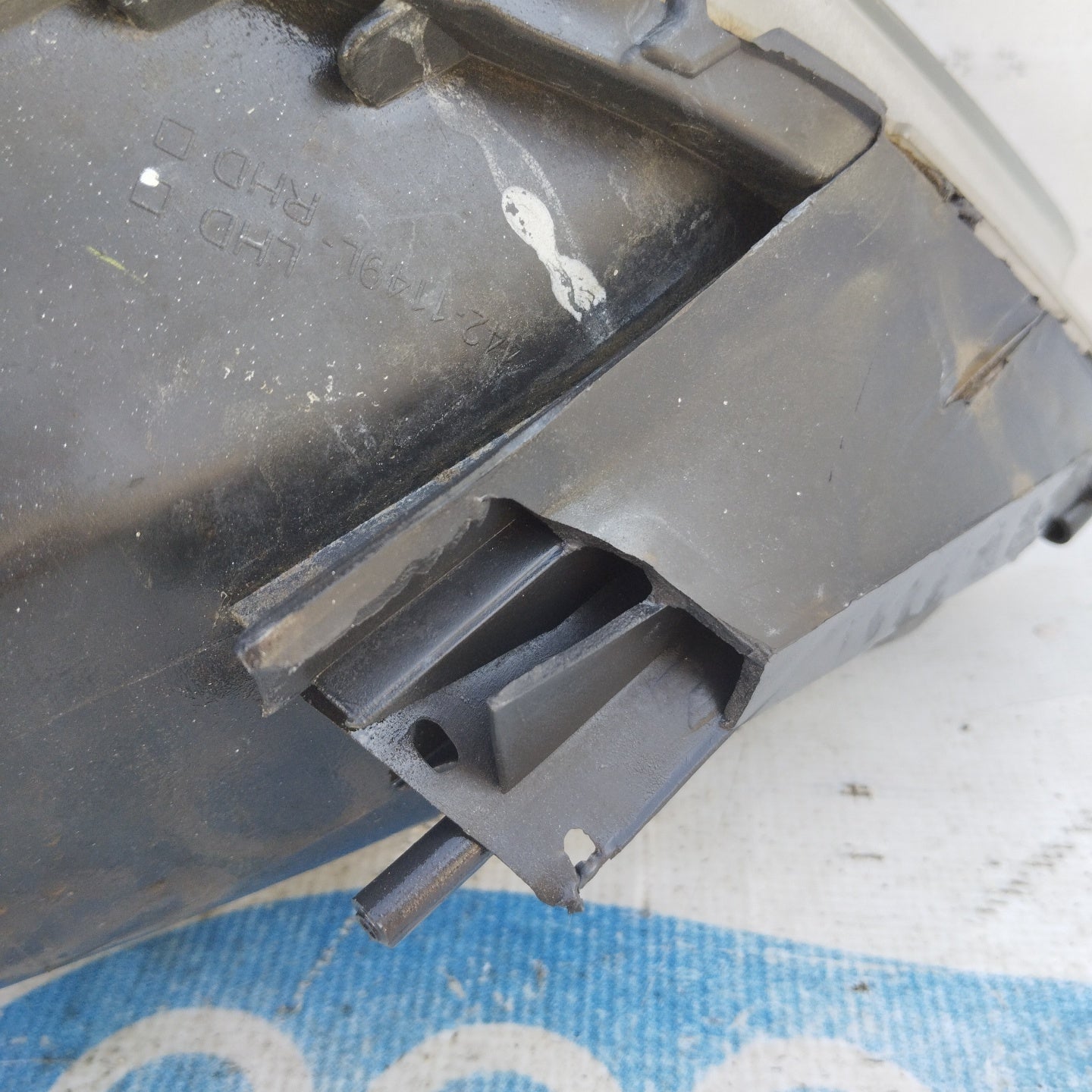 Fanale anteriore sx Opel Zafira B 2008 ecoAG4612