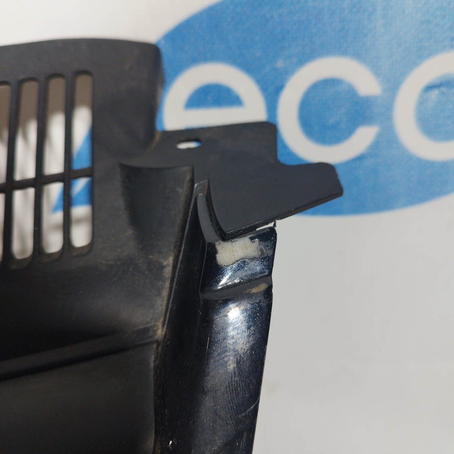 Front grille Volkswagen Golf 5 GT 2005 ecoAC7428