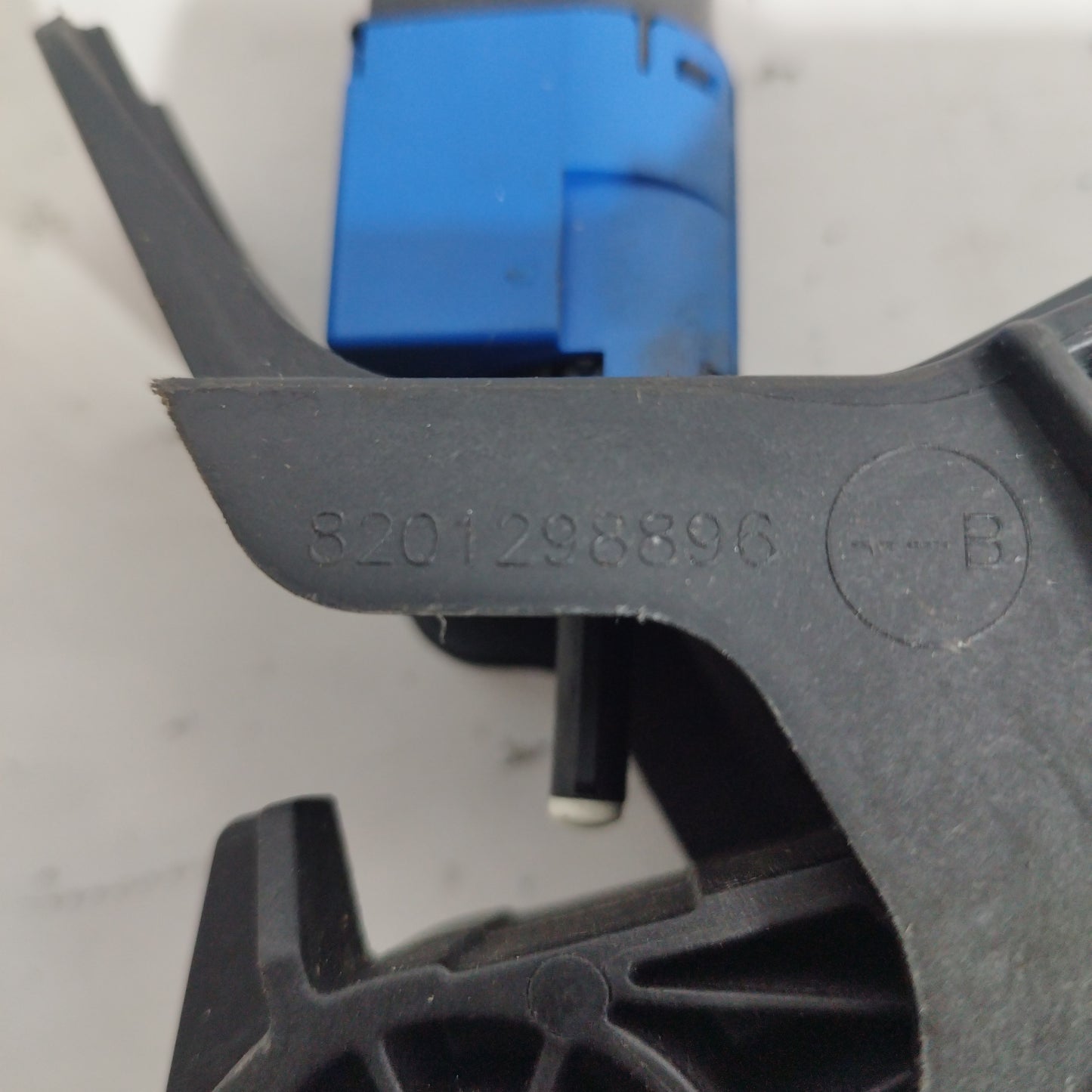 Clutch pedal Dacia Sandero 1.5 Dci 2017 cod: 8201298896 ecoAC7688