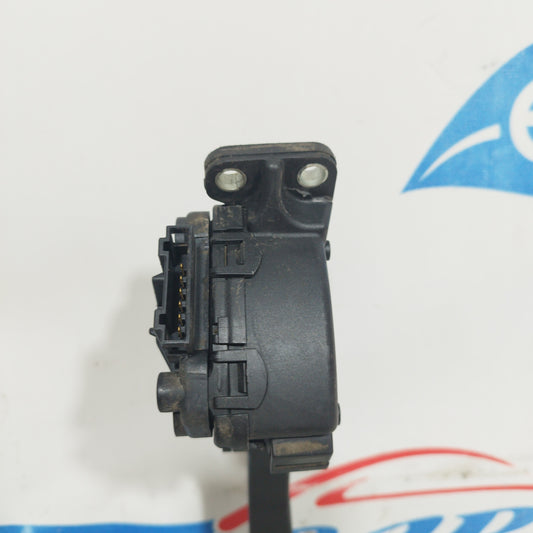 Accelerator pedal Volkswagen Polo 1.6 tdi 2009 code: 6Q1721503M ecoAC7771