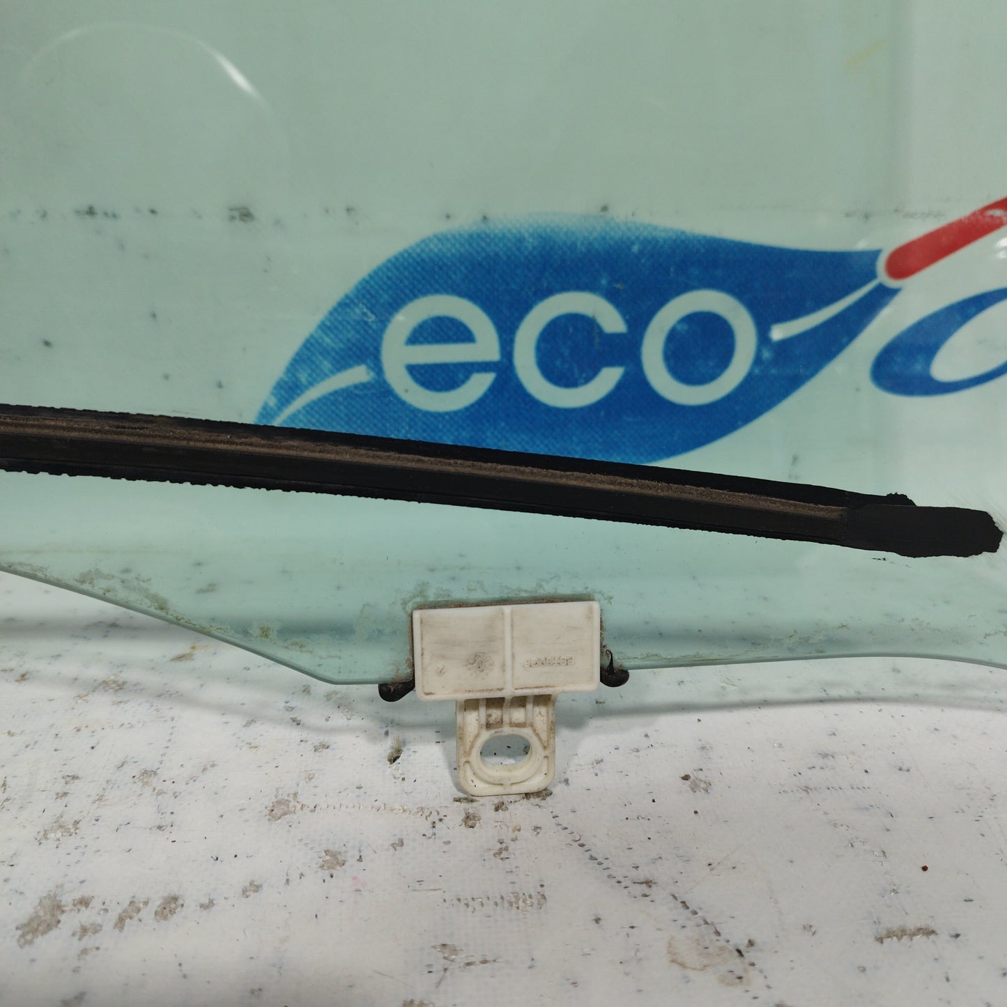 Vetro scendente anteriore dx Renault Megane 2010 ecoAC7859