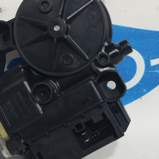 Rear left rack motor Volkswagen Polo 2012 code: 6R0959811G ecoAC7944