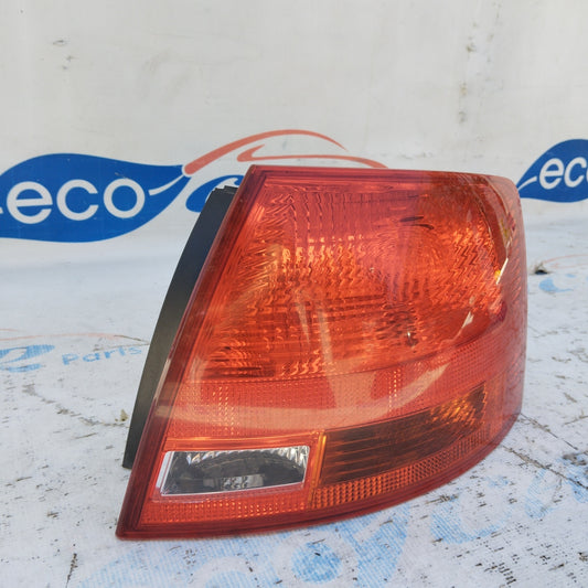 Rückleuchte außen rechts Audi A4 Avant 8er-Türer 2005 ecoAG4948