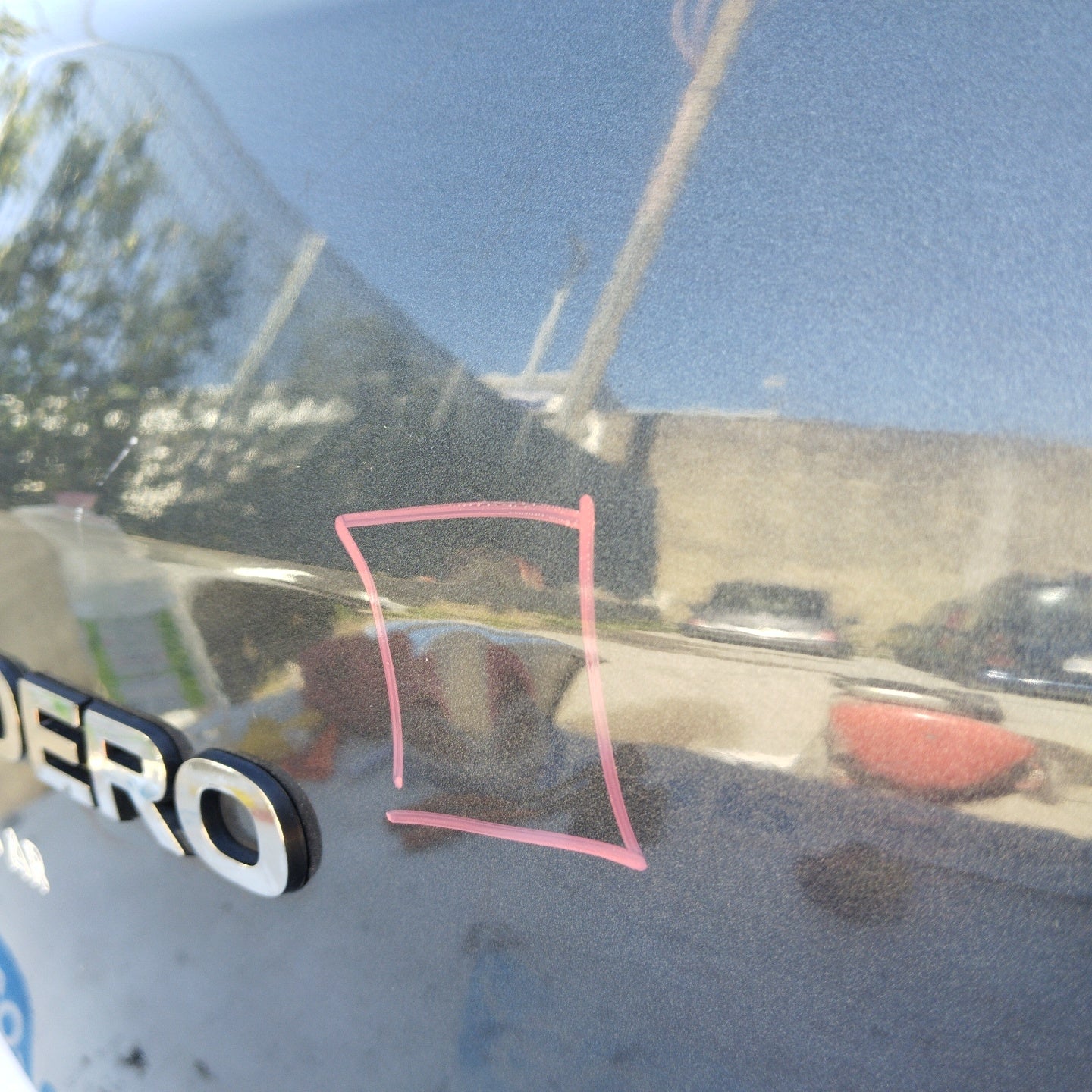 Gunmetal grey tailgate Dacia Sandero 2015 ecoAG4956