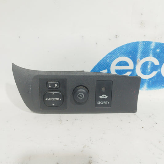 Toyota RAV 4 2005 Schalter für die elektrische Außenspiegelverstellung Code: 544642020 ecoAC8189