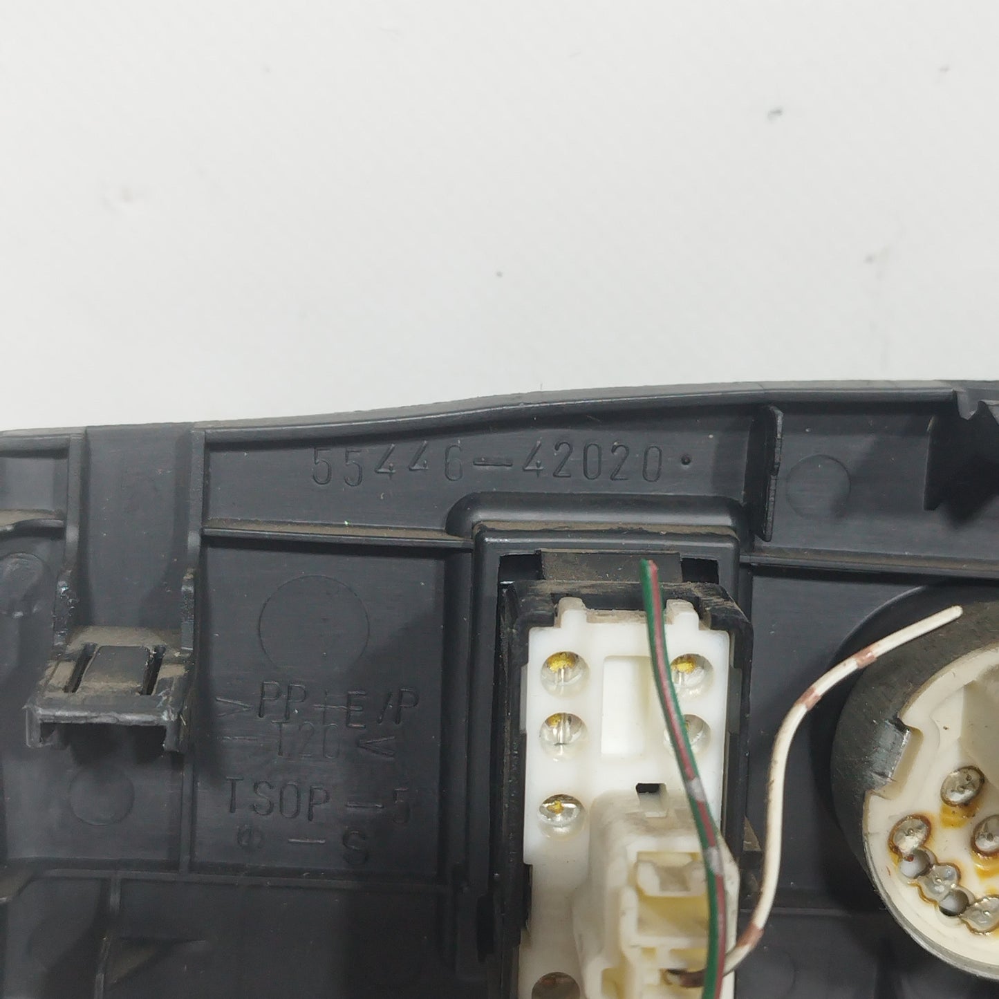 Toyota RAV 4 2005 Schalter für die elektrische Außenspiegelverstellung Code: 544642020 ecoAC8189