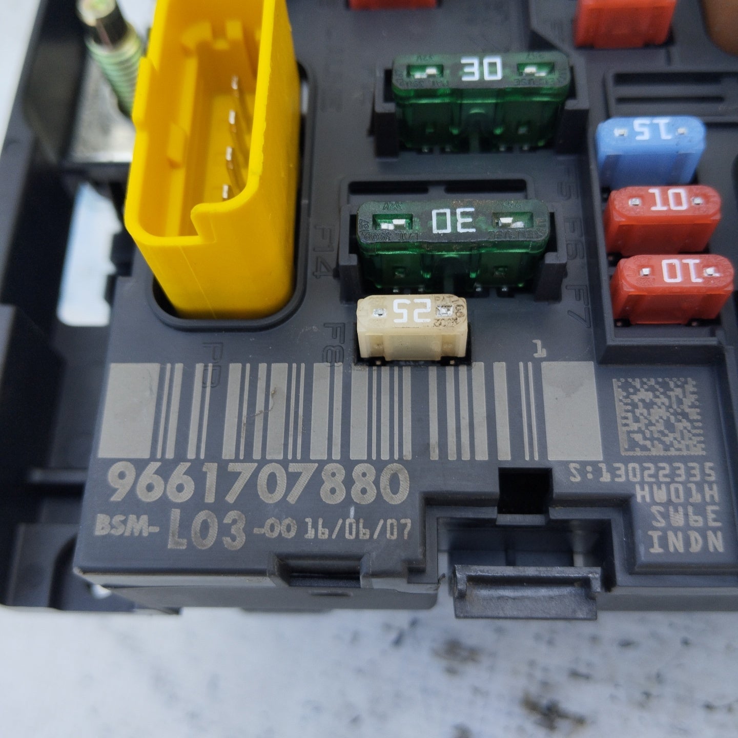 BSM control unit Peugeot 307 / Citroen C3 2005 code: 9661707880 L03 ecoAG5121