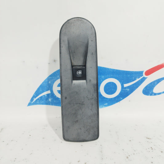 Front right button panel Renault Captur / Clio 2015 Code: 809602454R ecoAC8226