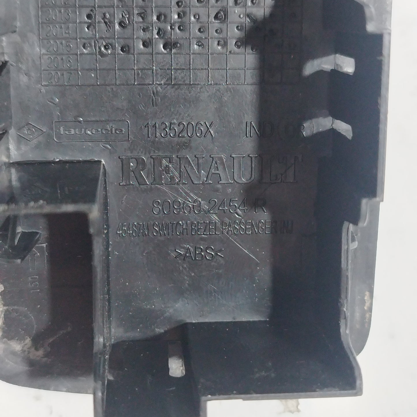 Front right button panel Renault Captur / Clio 2015 Code: 809602454R ecoAC8226