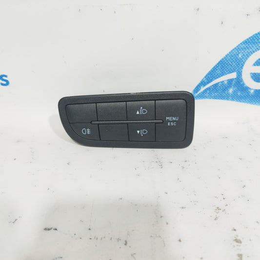 Fiat Qubo 2012 ecoAC8299 Scheinwerfer-Bedienfeld