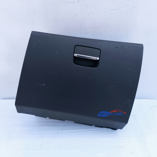 Mercedes AW-Class 176 glove box has scratches and a damaged latch ecoAG7151