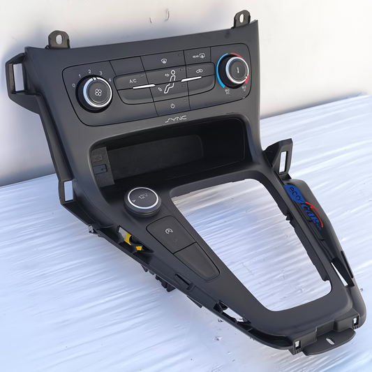 Pulsantiera comandi clima completa di struttura Ford Focus anno 2015 cod. GH70A ecoAG7466