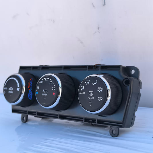 Jeep Compass 2011 digitales Klimabedienteil Code p55111134AC ecoAG7411