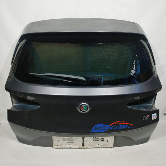 Tailgate Vesuvius Grey Metallic Alfa Romeo Stelvio Q4 ecoAC11778