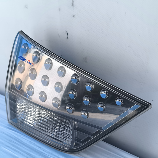 Fanale interno posteriore sx Mitsubishi Outlander anno 2008 ecoAG7542