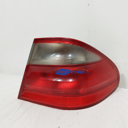 Rear light right Mercedes CLK 2000 code: 2088200264 ecoAC11887