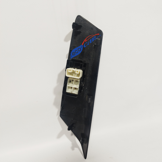 Pulsantiera posteriore dx Toyota Rav 4 Cod: 74271-42030 ecoAC11447