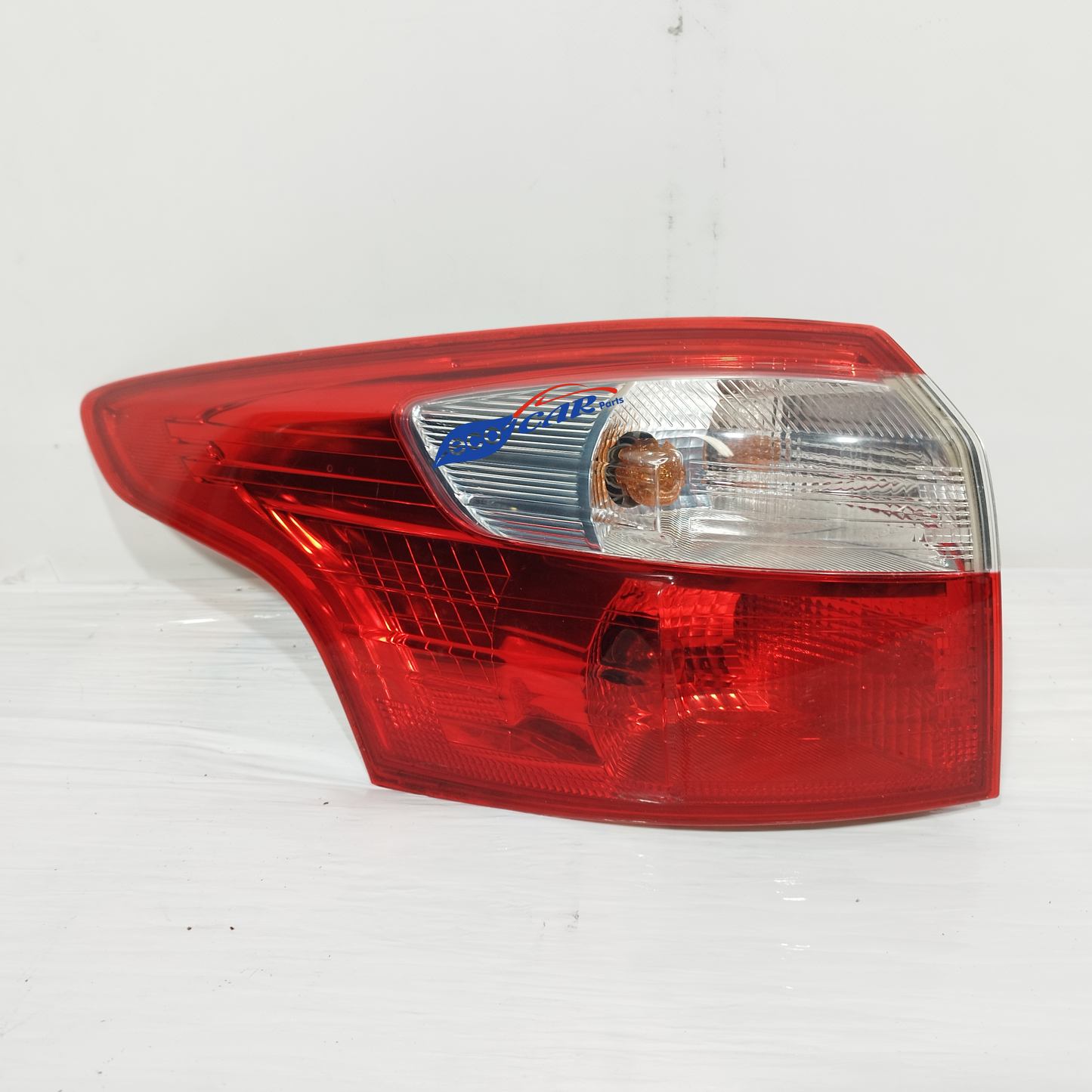 Ford Focus SW 2012 ecoAC12650 Linke Außenrückleuchte