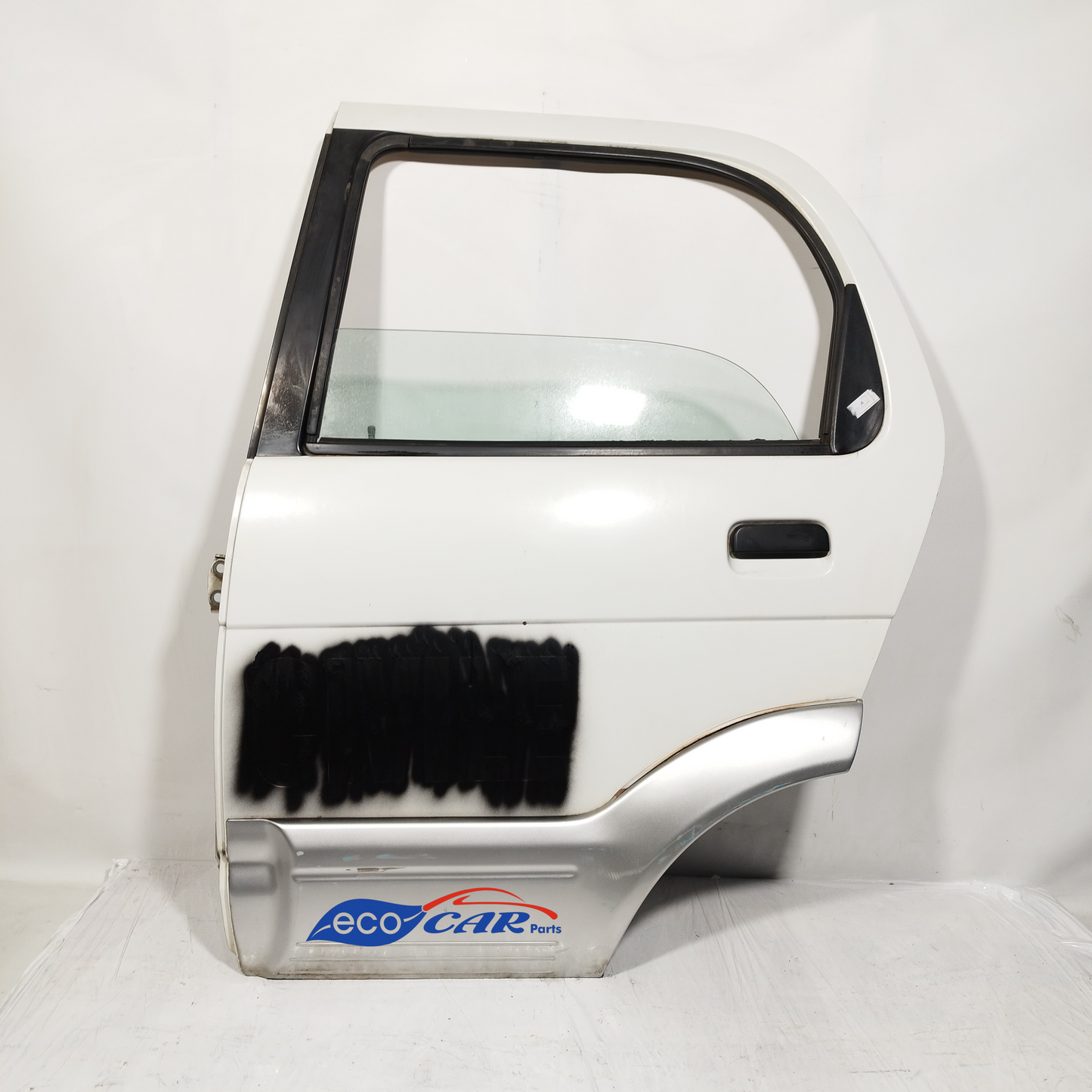 White left rear door Daihatsu Terios 2000 ecoAC1046